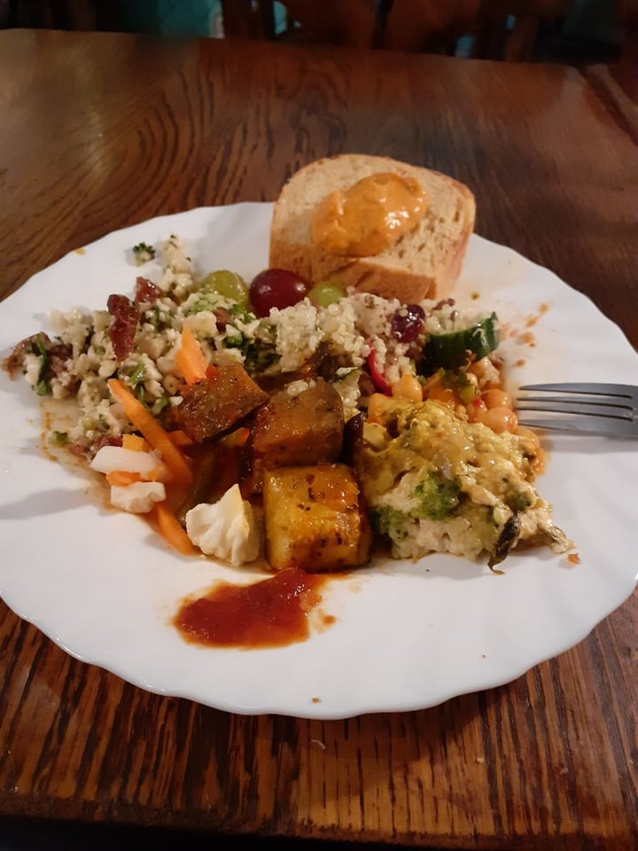 photo of Hermans Dinner Buffet shared by @kristin1426 on  17 Feb 2020 - review