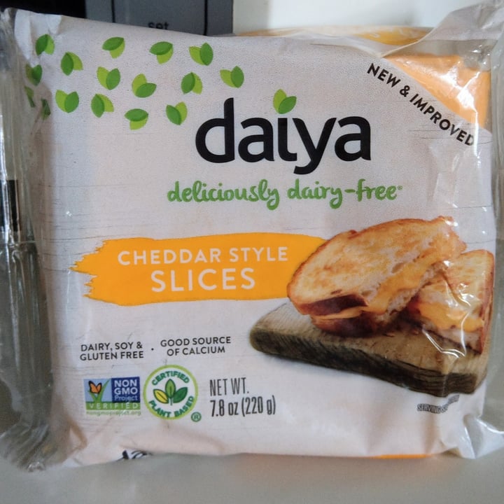 photo of Daiya Cheddar slices shared by @hhkk7 on  04 May 2022 - review
