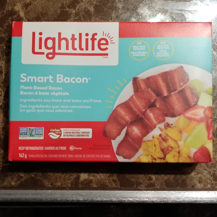 photo of Lightlife Smart Bacon Plant-Based Bacon shared by @neatpourofblues on  24 Dec 2021 - review