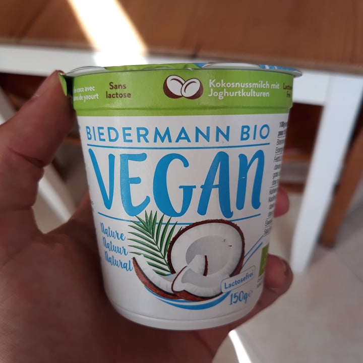 photo of Biedermann Bio Coconut yogurt dessert shared by @bernardorebelo on  07 Oct 2021 - review
