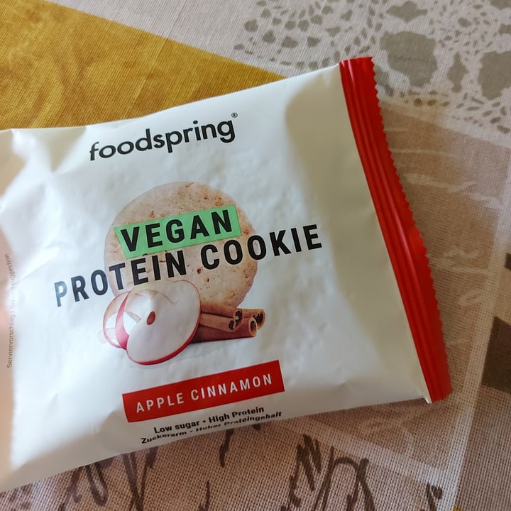 photo of Foodspring vegan protein cookie - apple and cinnamon shared by @aleejan on  25 Feb 2022 - review