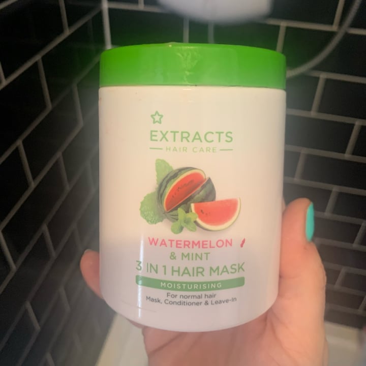 review photo of Superdrug Store plc Watermelon Mint 3in1 Hair Mask shared by @veganlauralou on 06 Mar 2022 - review
