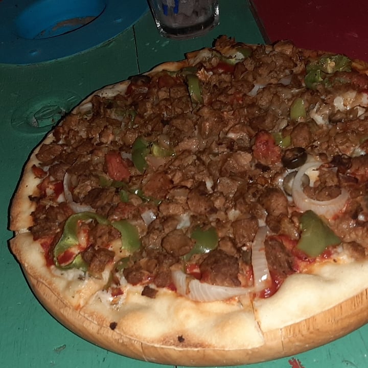 photo of Luna's Kitchen Beirut Lebanese Pizza shared by @elrayaxxx on  19 Sep 2021 - review