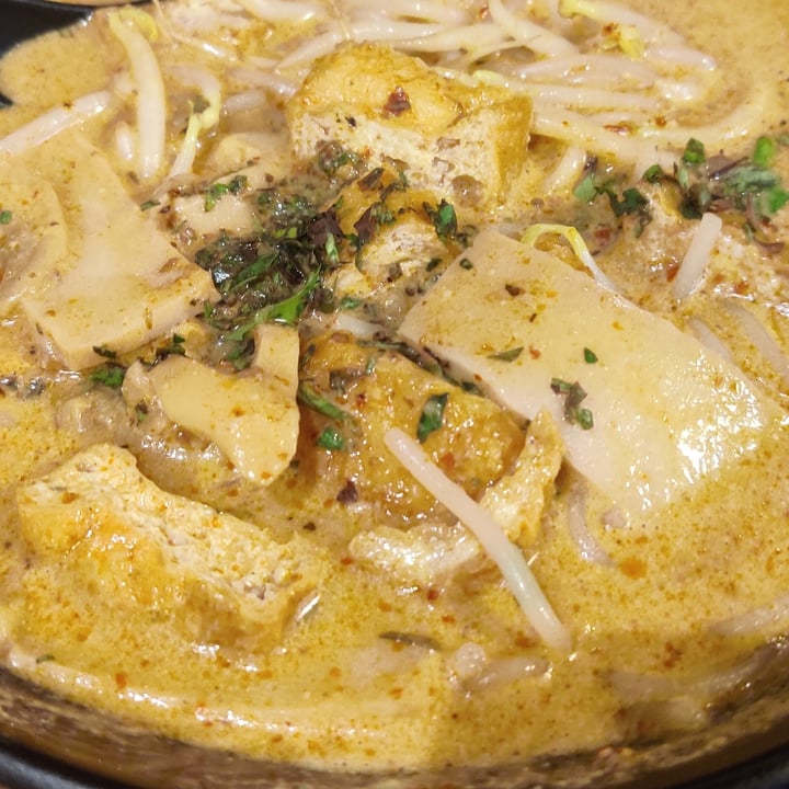 review photo of Zhenyi Veggie Place Curry Laksa shared by @porkchops on 12 Sep 2021 - review