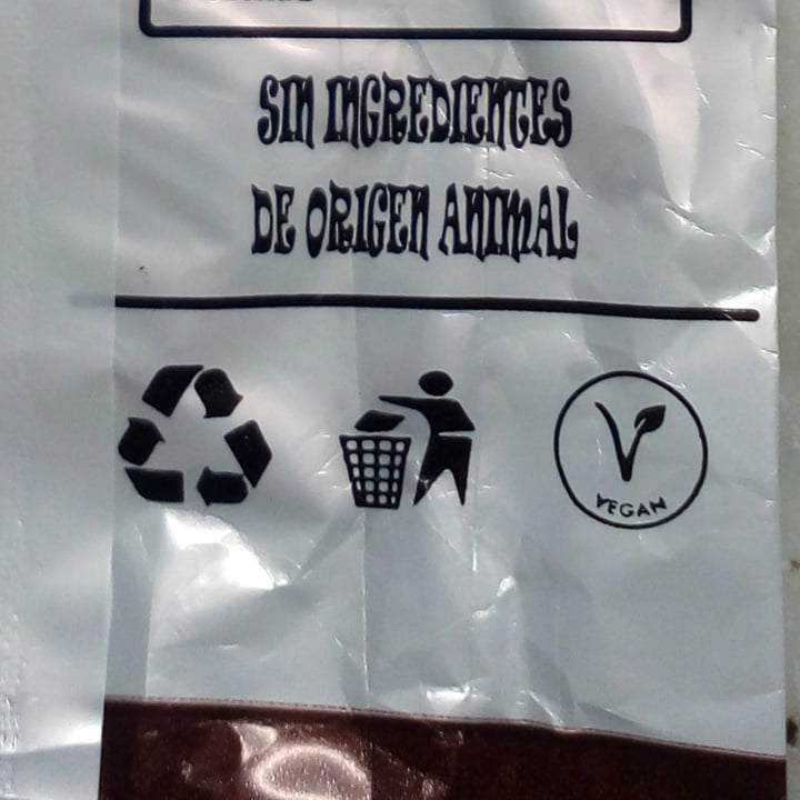review photo of Green & Veggie Alfajor Vegano relleno de Chocolate shared by @marielita on 28 Feb 2021 - review