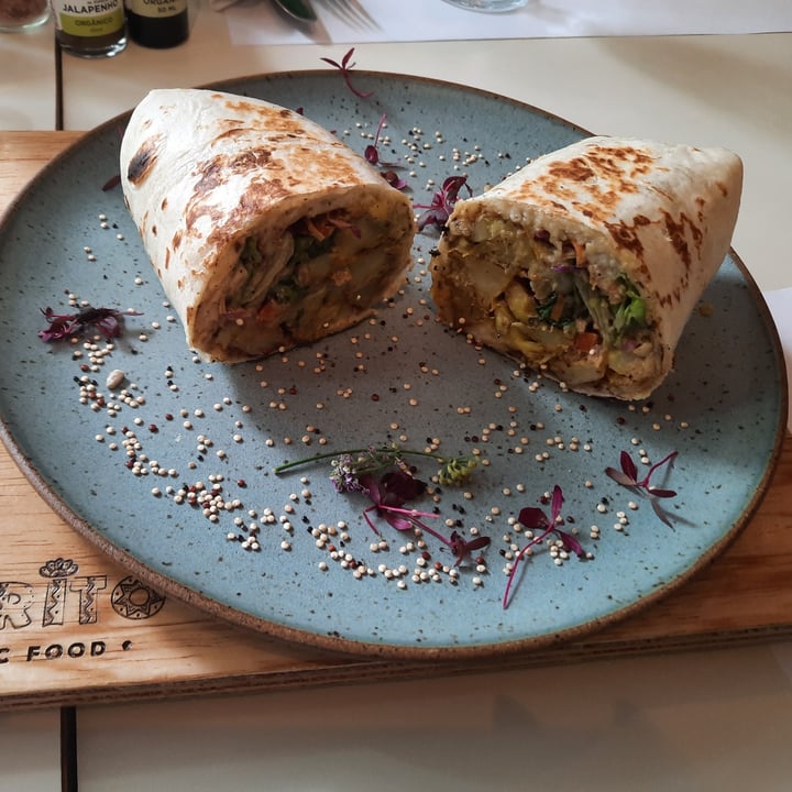 photo of Carrito Organic Flower Burrito shared by @rebecalacava on  17 Feb 2022 - review
