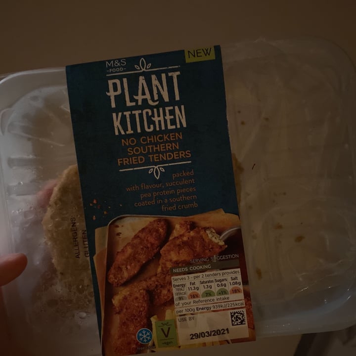 photo of Plant Kitchen (M&S) No Chicken Southern Fried Tenders shared by @melonae on  29 Mar 2021 - review