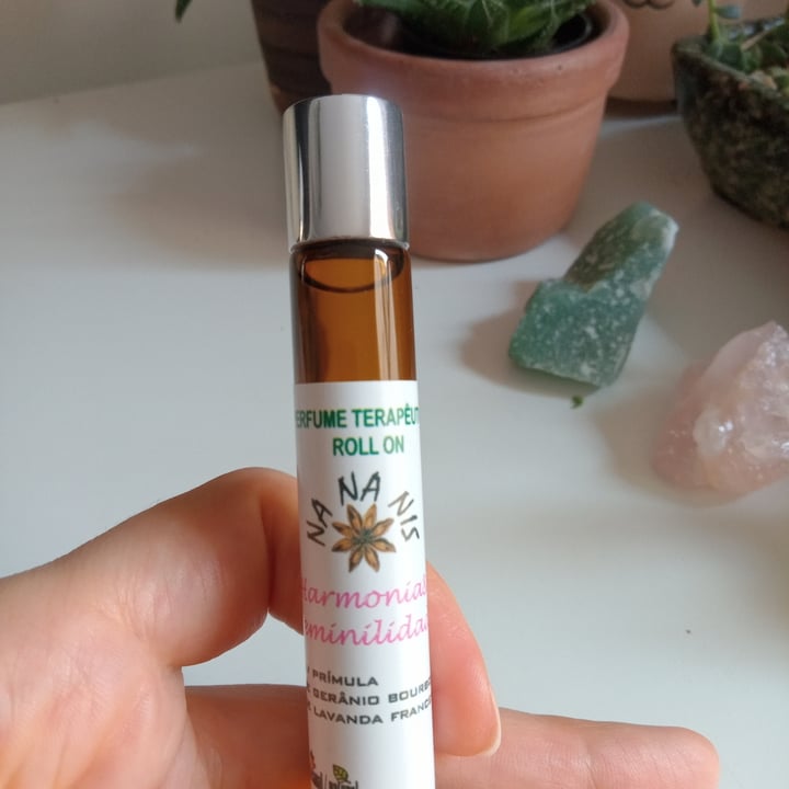 photo of nananis aromaterapia Perfume Terapêutico Feminilidade shared by @priscillabaptista on  12 May 2022 - review