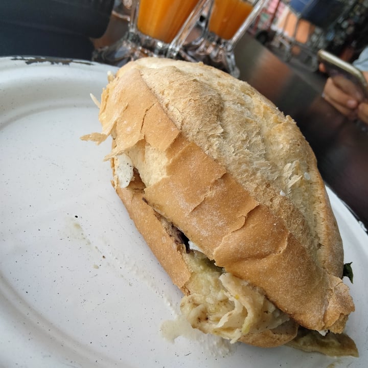 photo of Por siempre vegana 2 torta de chilaquiles shared by @elvagovegan on  20 Aug 2022 - review