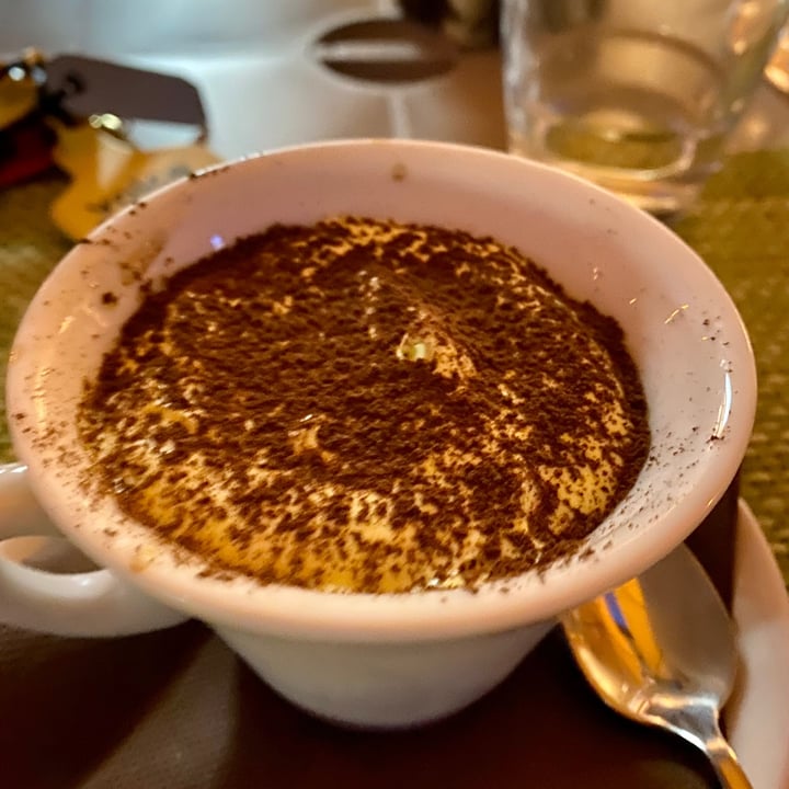 photo of Sopra la panca tiramisù shared by @whatthefuck on  11 Sep 2021 - review