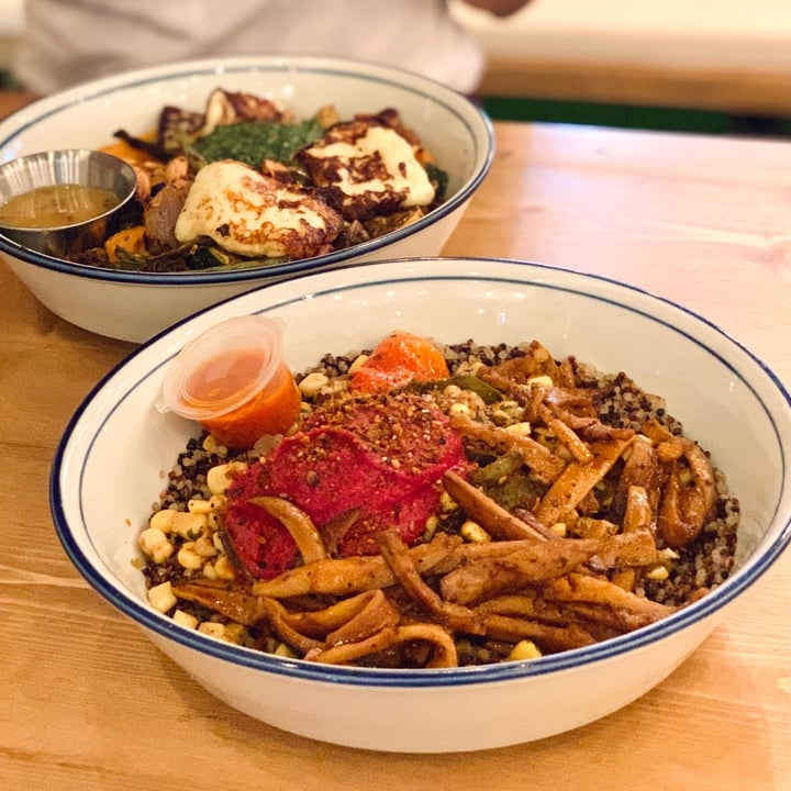 review photo of Shake Farm Make Your Own Bowl shared by @shania8777 on 26 Apr 2021 - review