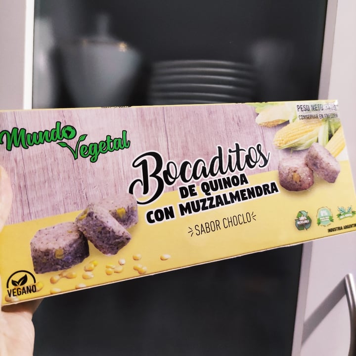 photo of Mundo Vegetal Bocaditos de Quinoa con Muzzalmendra shared by @julbe on  29 Jan 2021 - review