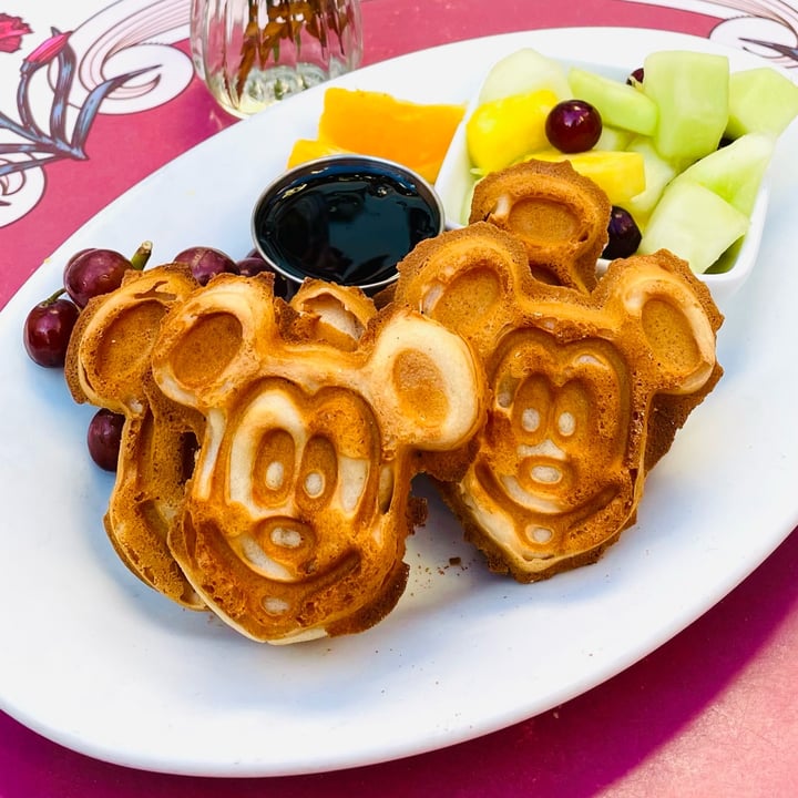 photo of Carnation Cafe Mickey Waffles shared by @dawnsylvester on  27 Feb 2022 - review