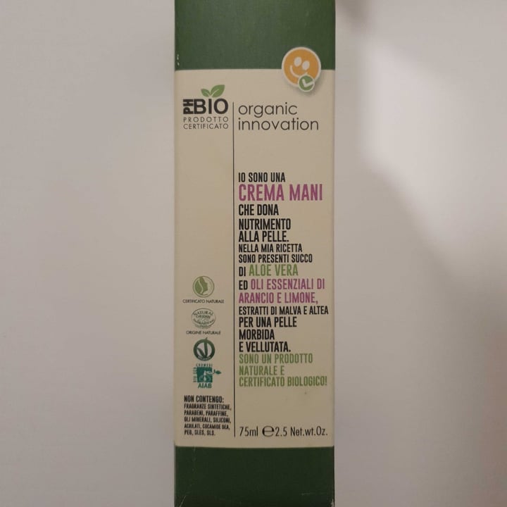 photo of Organic innovation Crema mani shared by @fedef on  25 Nov 2021 - review