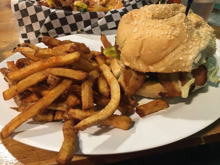 photo of The Hogtown Vegan Bacon Cheeseburger shared by @4everlikemary on  31 Jan 2020 - review