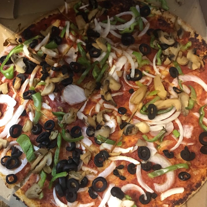 review photo of Domino's Pizza Customized pizza shared by @itsbanana on 05 Sep 2020 - review