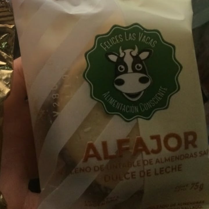 photo of Felices Las Vacas Alfajor Maicena shared by @wanvegan on  20 Jan 2021 - review
