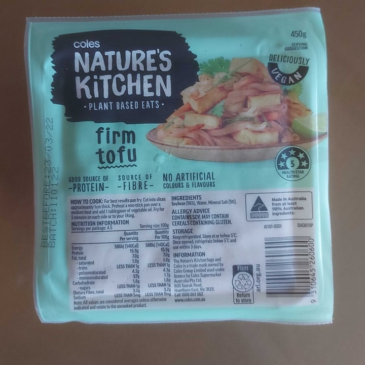 photo of Coles Nature's Kitchen Firm tofu Source Of Fibre shared by @keepsmilingvegan on  18 Jan 2022 - review