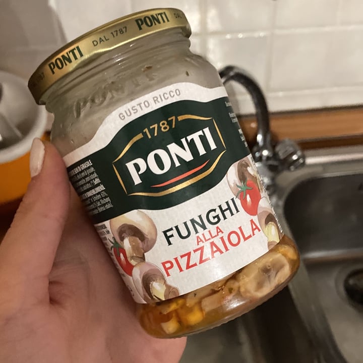 photo of Ponti Funghi alla pizzaiola shared by @ilasanvi on  26 Apr 2022 - review