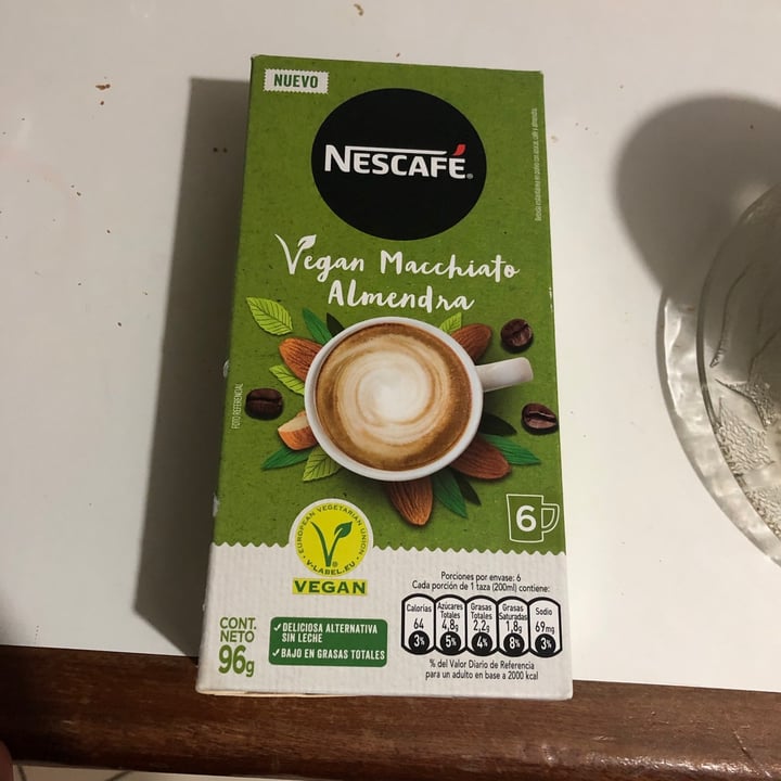 photo of Nescafé Vegan Macchiato Almendra shared by @pacitah2 on  10 Oct 2020 - review