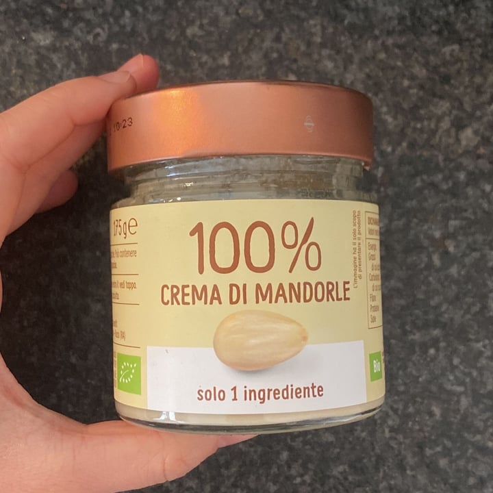 photo of Eurocompany Crema 100% Mandorle pelate shared by @matildebertoldi on  25 Mar 2022 - review