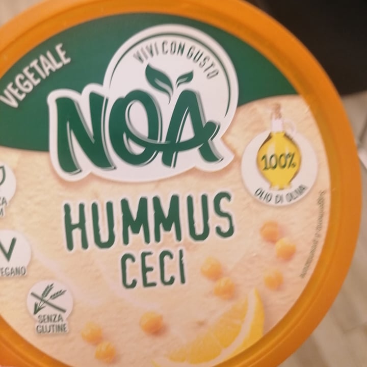 photo of Noa Hummus shared by @lauralambda on  13 Apr 2022 - review