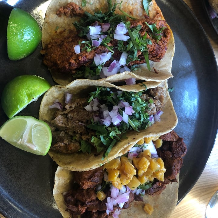 photo of Pali Pali del Valle Tacos surtidos (susdero, Pastor, Chorizo) shared by @rooockd on  06 Jul 2021 - review
