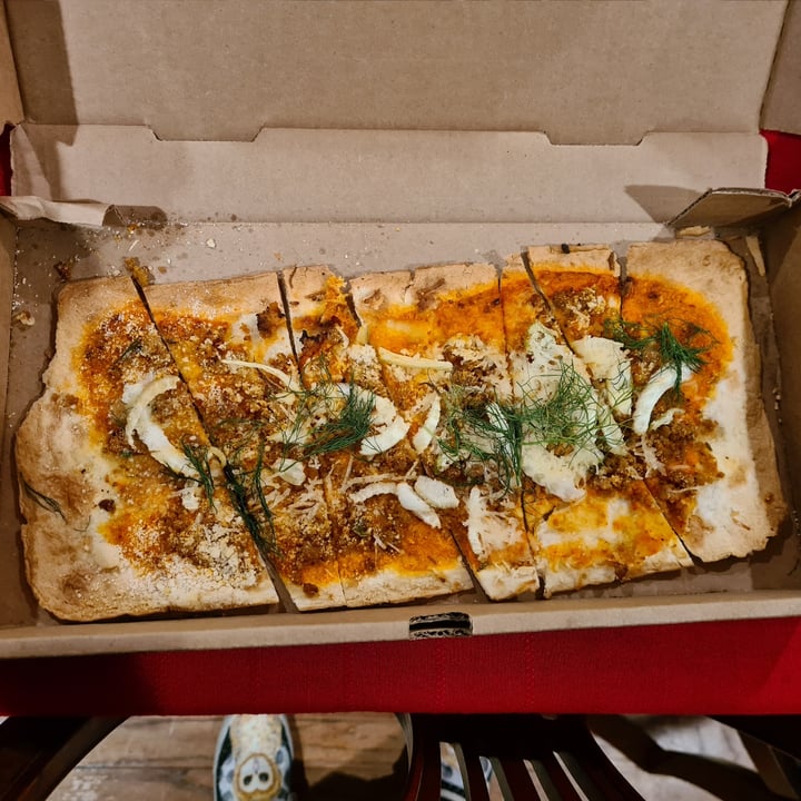 photo of Belse Restaurant Fennel flatbread shared by @sofihuasteca on  25 Dec 2022 - review