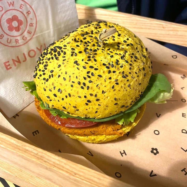 photo of Flower Burger Spicy Cecio shared by @elitofu on  29 May 2022 - review