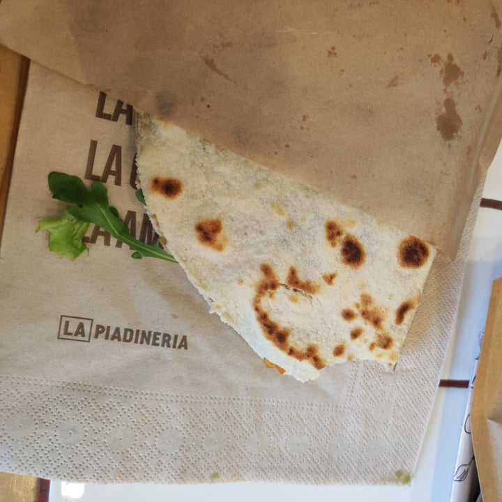 photo of La Piadineria Piadina vegana shared by @valeriaortolani on  24 Apr 2022 - review