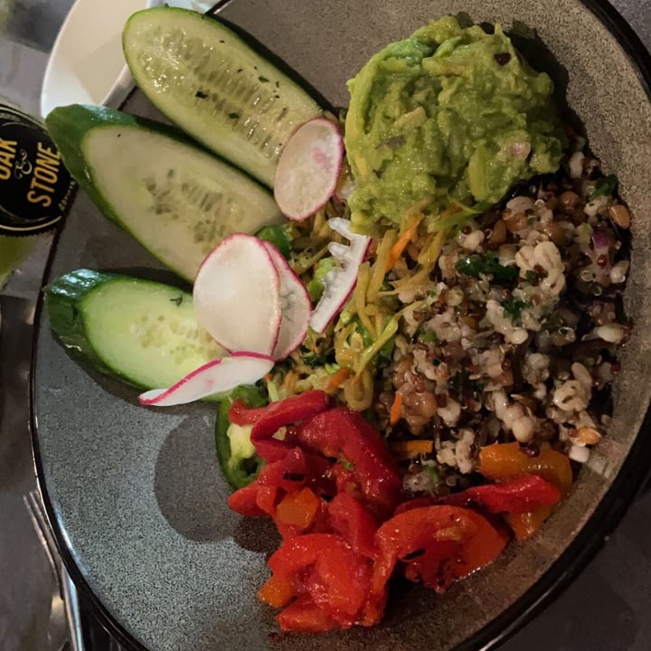 photo of Oak & Stone - Naples - Logan Landings Vegan Power Bowl shared by @samanthagarc1a on  22 Aug 2021 - review