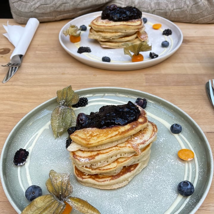 photo of Frø Pancakes shared by @samanthaborella on  10 Sep 2022 - review