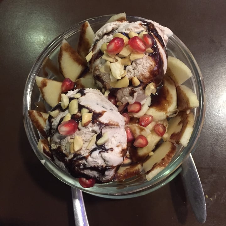review photo of Loving Heart Vegan Restaurant Vegan Sundae shared by @parshadmg on 28 Jan 2021 - review