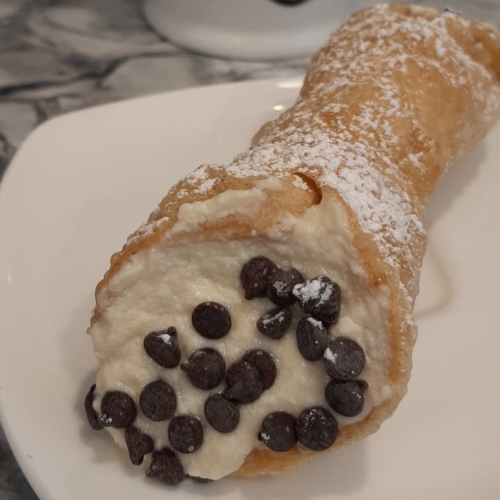 review photo of The Vegitaliano Sicilian Cannoli shared by @lauriafr80 on 04 Sep 2020 - review