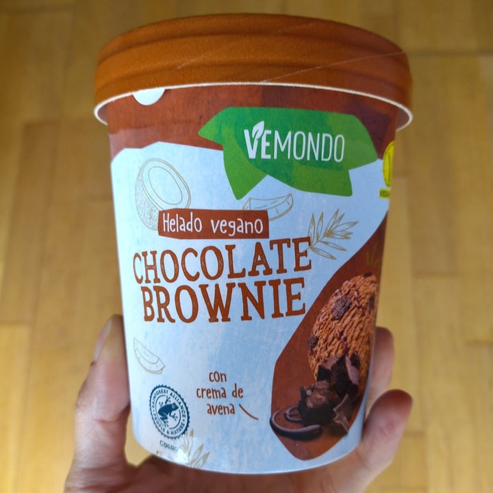 photo of Vemondo Helado Vegano Chocolate Brownie   shared by @picaravegz on  18 Jul 2021 - review