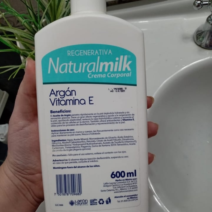 photo of Naturalmilk - Lafon Cosmetics Crema Corporal Regenerativa shared by @camimoglia on  30 Aug 2020 - review