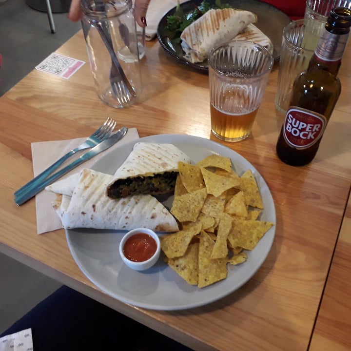 photo of Kind Kitchen Wrap, Burrito shared by @veganhelsinki on  07 Jan 2022 - review