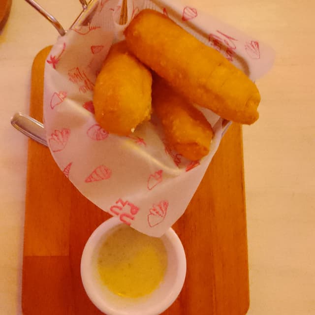 Photo of the dish “Dedos De Queso”