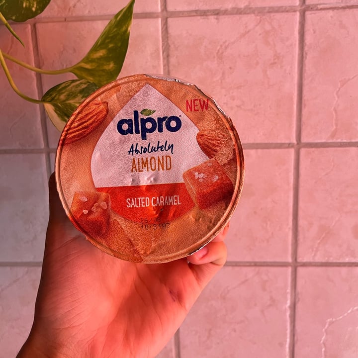 photo of Alpro absolutely almond salted caramel shared by @giuliettaveg on  12 Aug 2022 - review