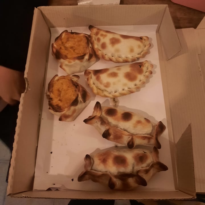 photo of Pizza Who? Empanadas and Pizzas Premium Empanadas shared by @marleneriolo on  01 Sep 2022 - review