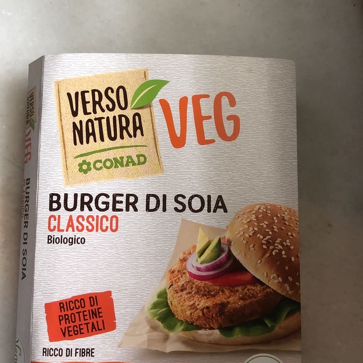 photo of Verso Natura Conad Veg Burger di soia classico shared by @nora1323 on  12 Jan 2022 - review