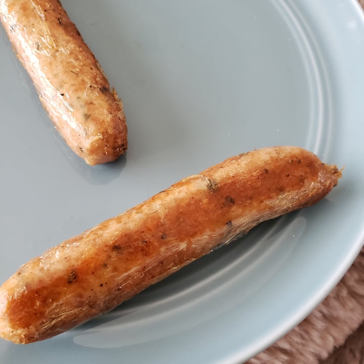 photo of Meatless Farm Breakfast Sausages shared by @jenicalyonclapsaddle on  27 May 2021 - review