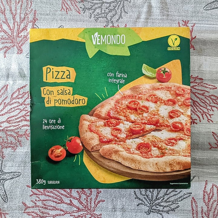 photo of Vemondo Pizza con Salsa di Pomodoro shared by @davide on  17 Feb 2022 - review