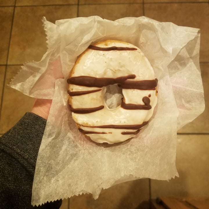 photo of Hard Times Cafe Donuts shared by @gretchens on  26 Jan 2021 - review