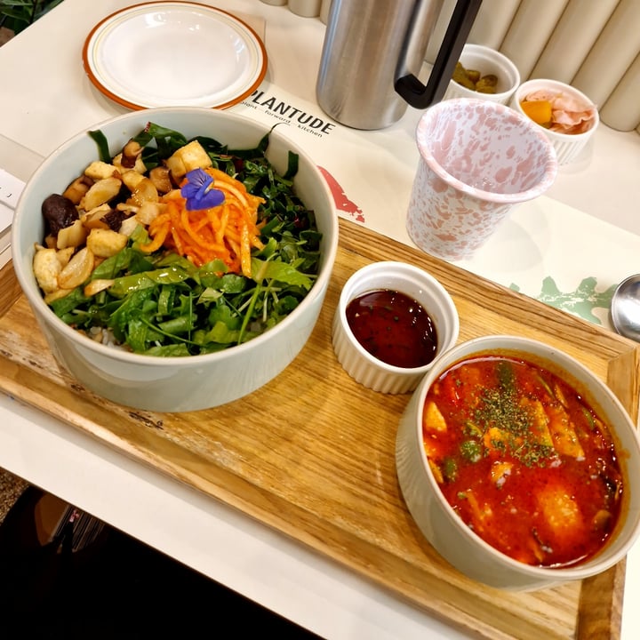 review photo of Plantude Korean Mixed Rice (Bibimbap) with Crumble Tofu & Tomato Soft Tofu Stew shared by @linneea on 10 Dec 2022 - review