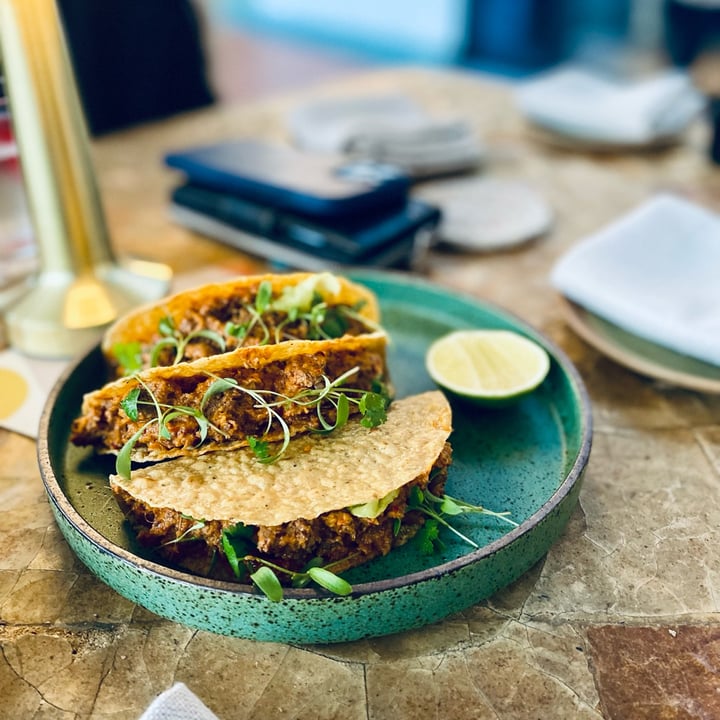 photo of Analogue Jackfruit Tacos shared by @vikas on  13 May 2022 - review