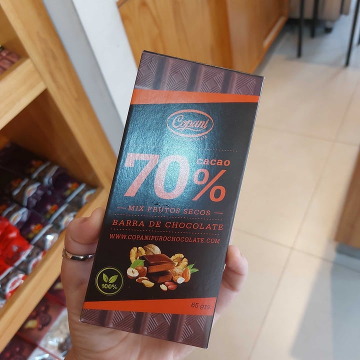 photo of Copani chocolate 80% cacao con almendras shared by @valeni on  26 Nov 2021 - review