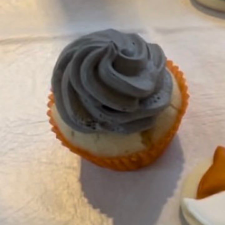 photo of Meme pasteleria Cupcake shared by @caroesti on  27 Jun 2022 - review