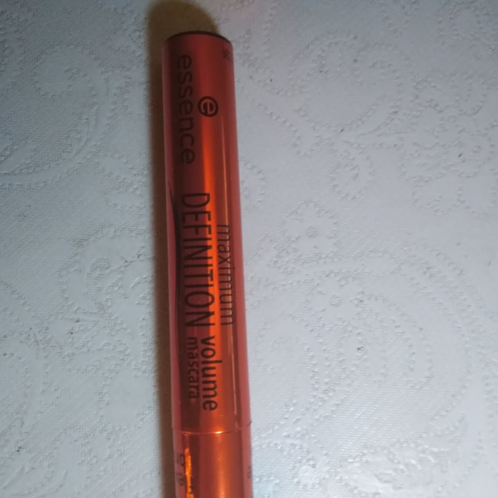 photo of Essence  Mascara shared by @antotantoveg on  07 Dec 2021 - review