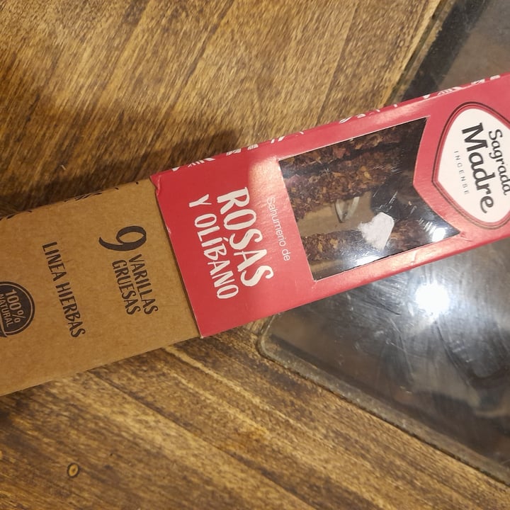 review photo of Sagrada madre Sahumerio rosas y olibano shared by @gonengel on 30 Jun 2022 - review